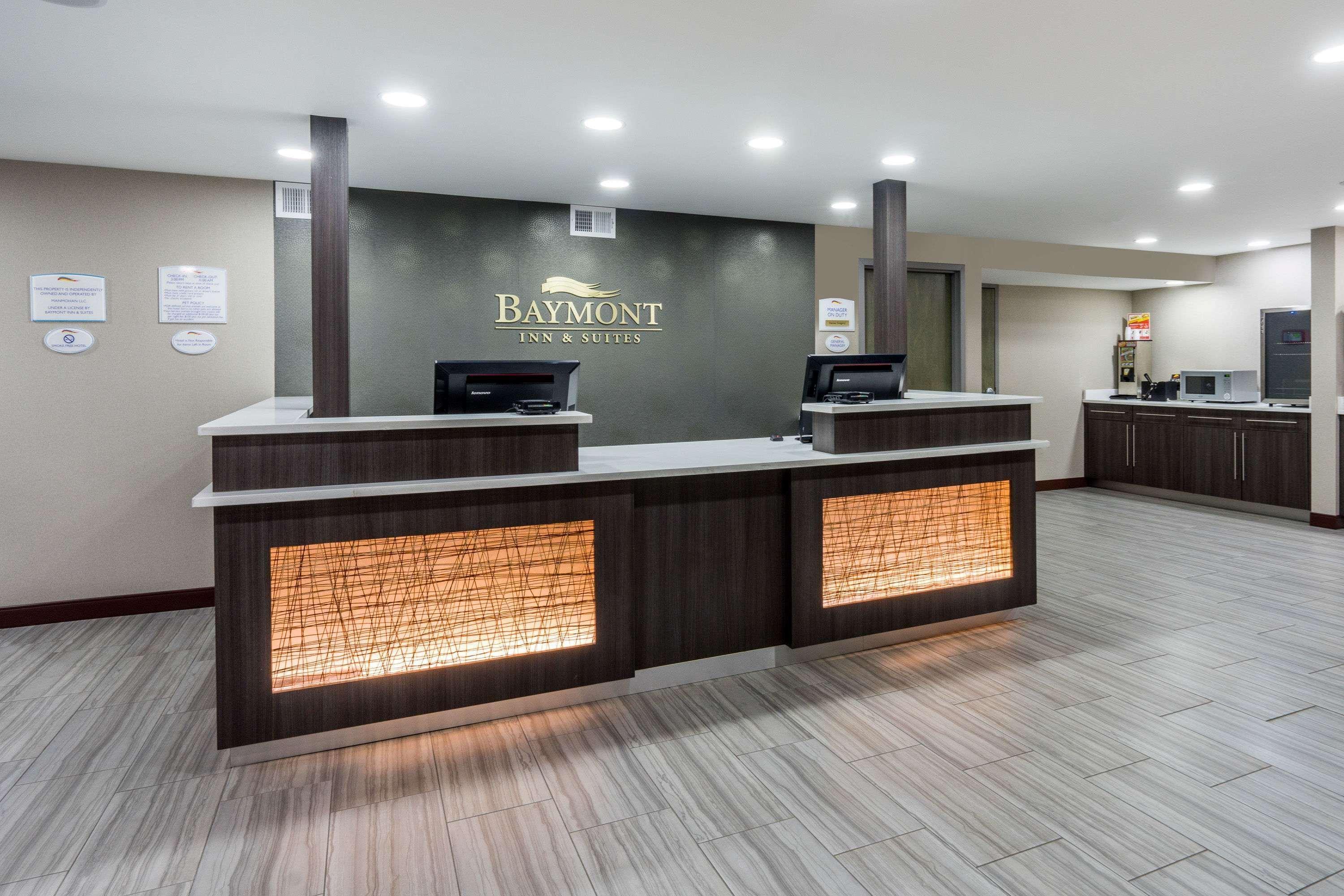 Baymont By Wyndham Кларксвилл Экстерьер фото